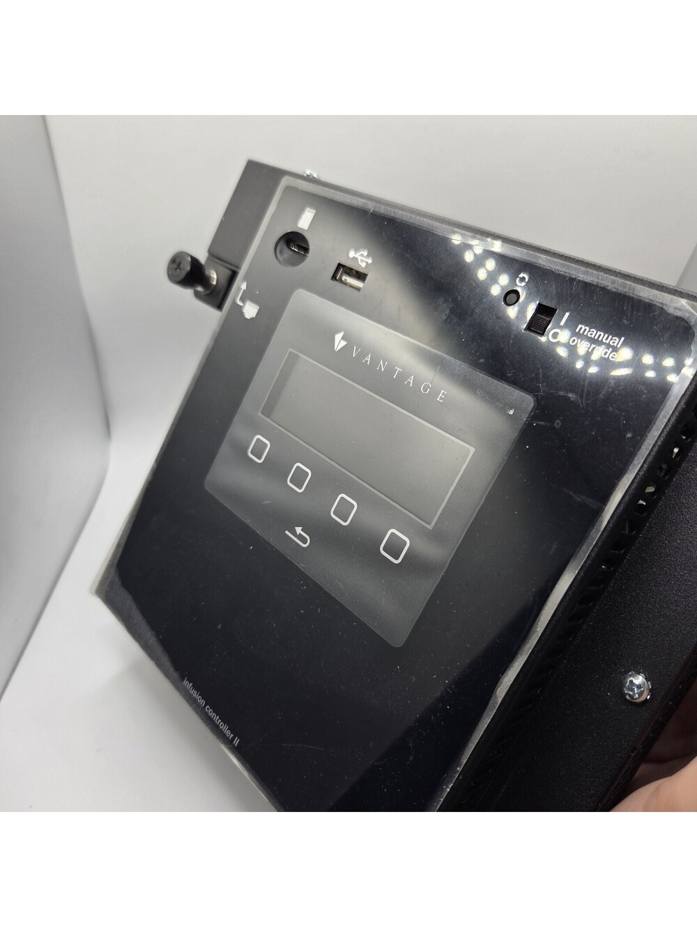 Vantage Infusion Controller IC-24-II - Picture 2 of 10